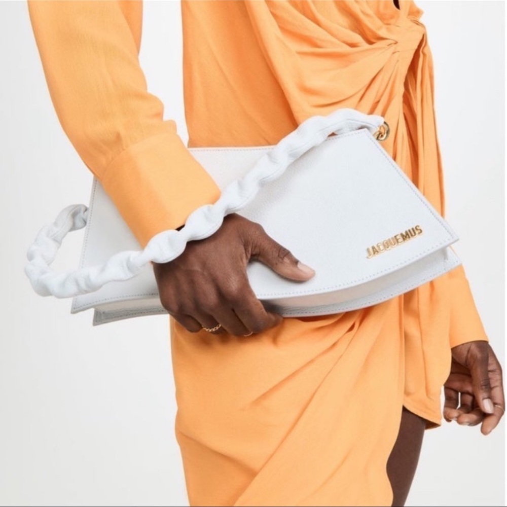 100% Authentic Jacquemus La Vague Light Grey Suede Shoulder Bag